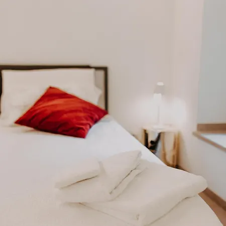 Charme In Centro With Private Parking Асколи-Пичено