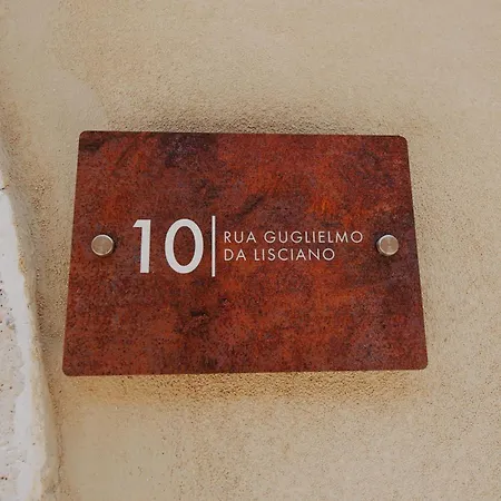 Charme In Centro With Private Parking Apartmán